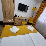 Hotell Domestika *