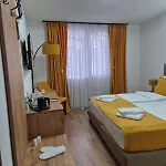 Domestika *